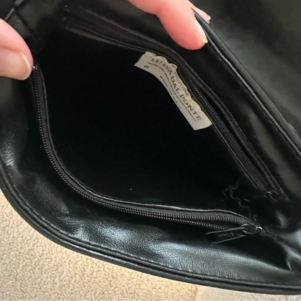 Luisa Dal Ponte vintage leather shoulder bag.